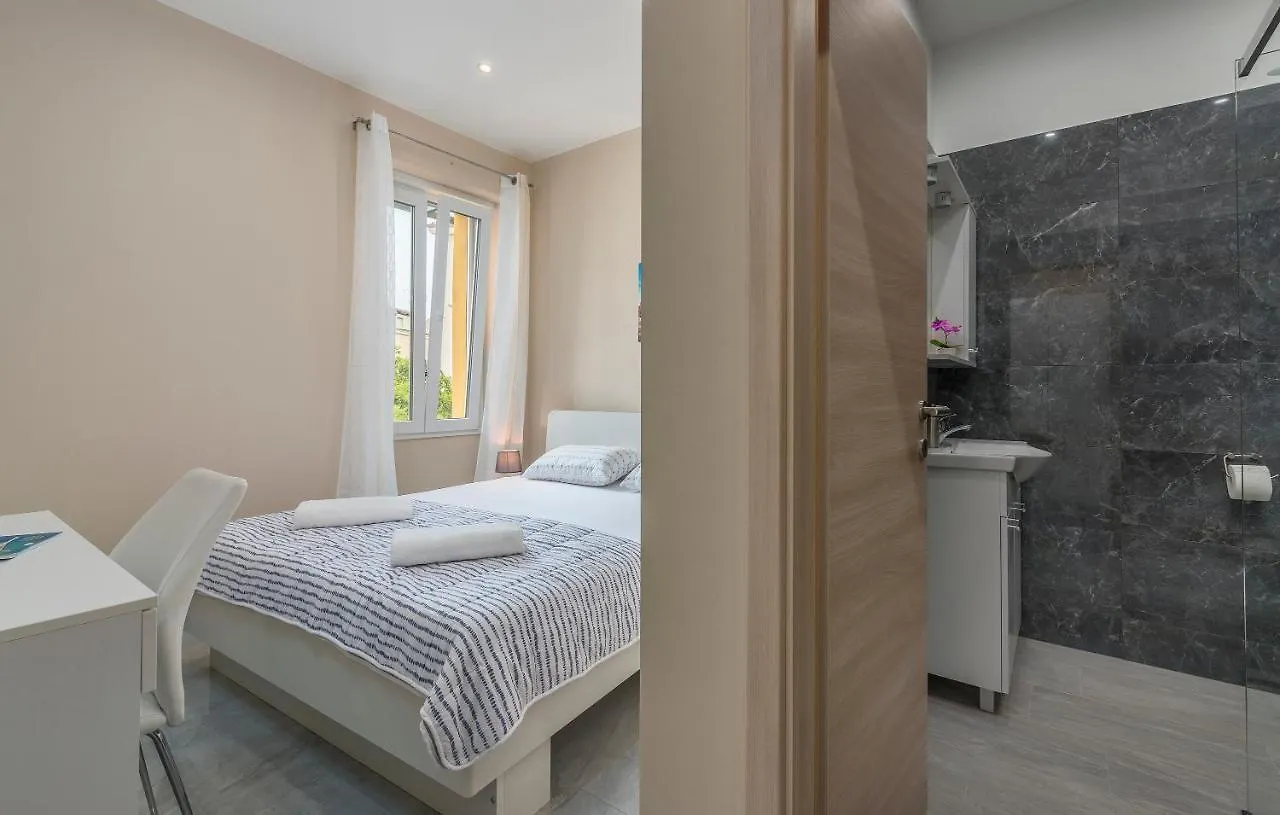 Roberto Rooms Poreč Hırvatistan